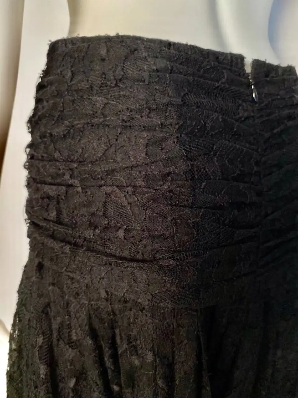 Chanel 05A, 2005 Fall Black Lace Dress/Skirt FR 38