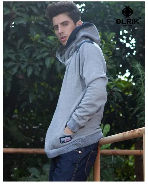 Hoodie Jumper for men with Sport style Badge embroidery and shoulder stri