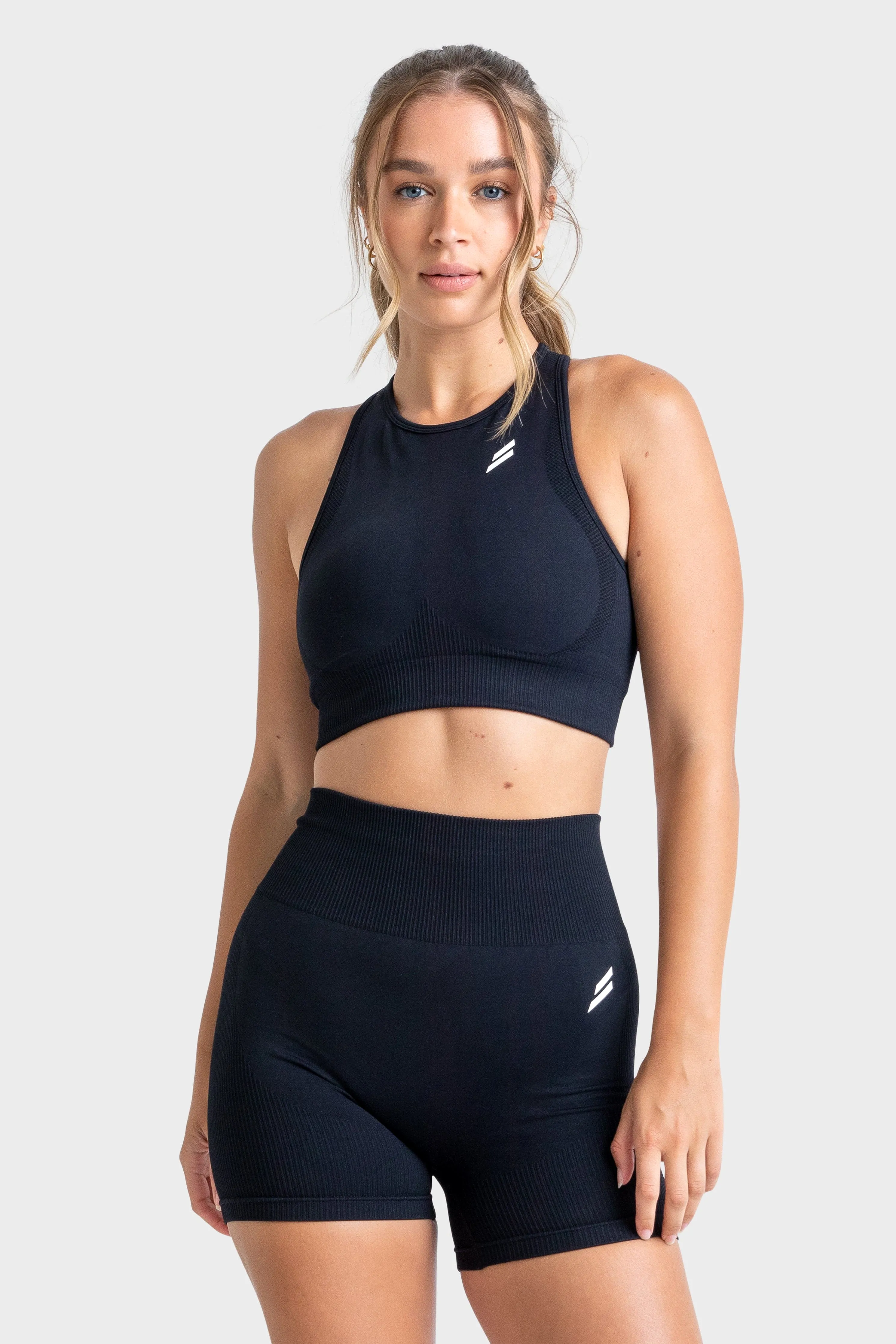 Impact Solid High-Neck Crop - Jet Black