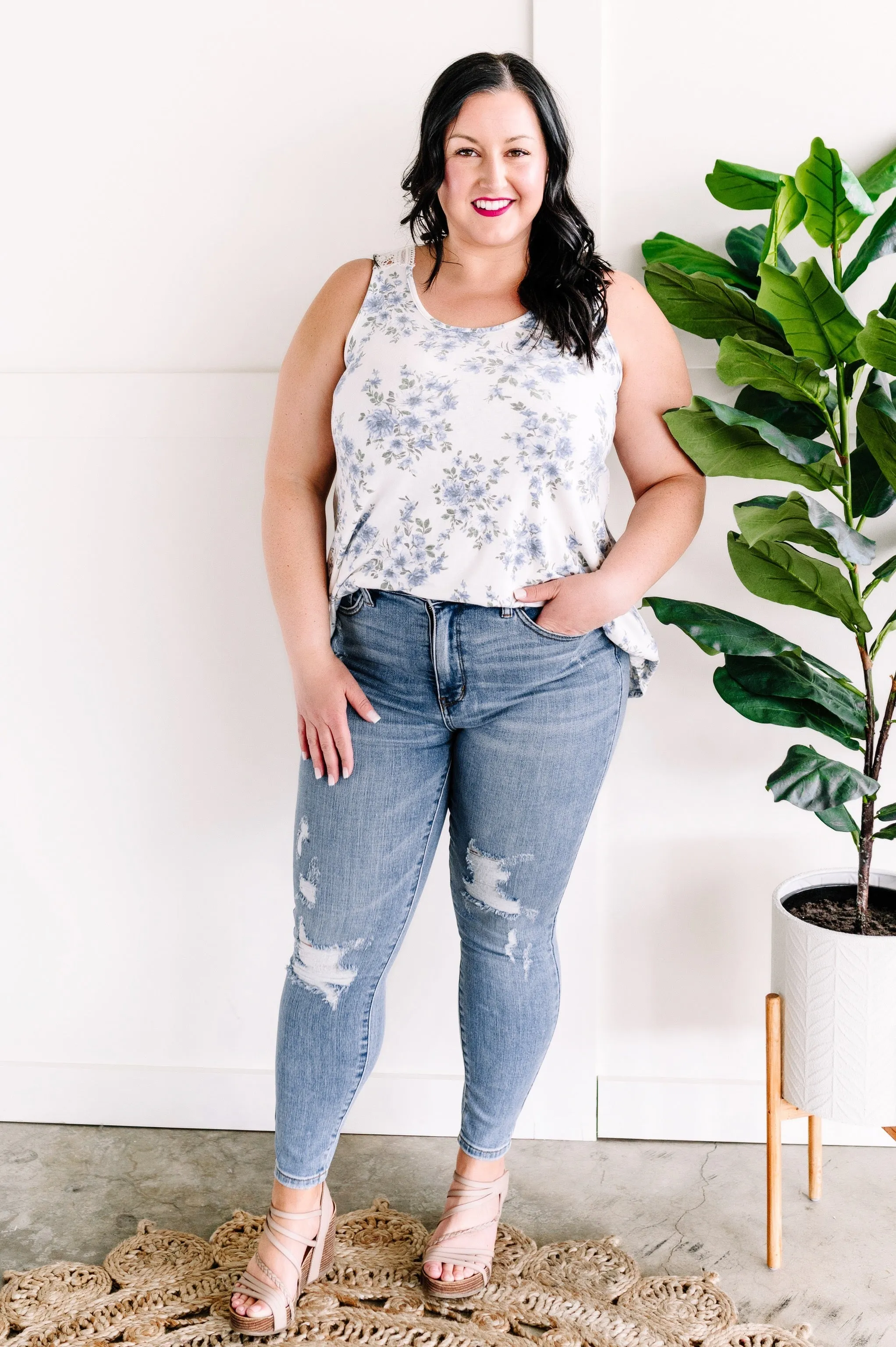 Lace Back Sleeveless Top In Blue Blossom