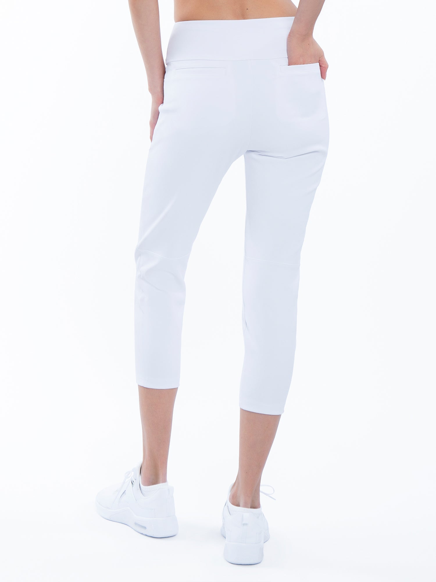 Quick Dry Women's Golf 24 Capri - White