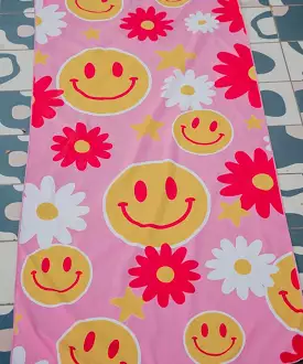 Red Flower Happy Face Quick Dry Towel - Hot Pink